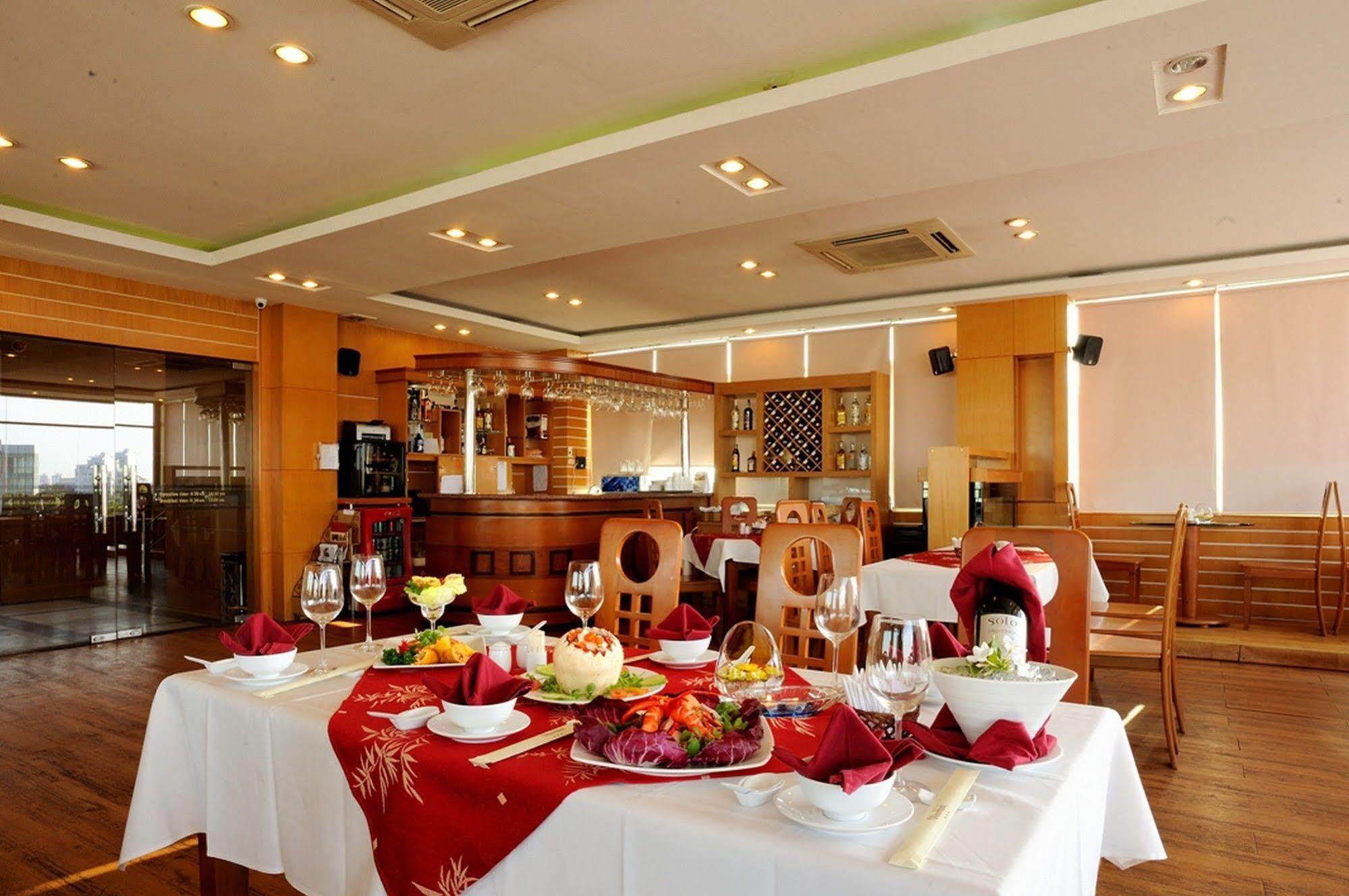 Elios Hotel Ho Chi Minh City Bagian luar foto