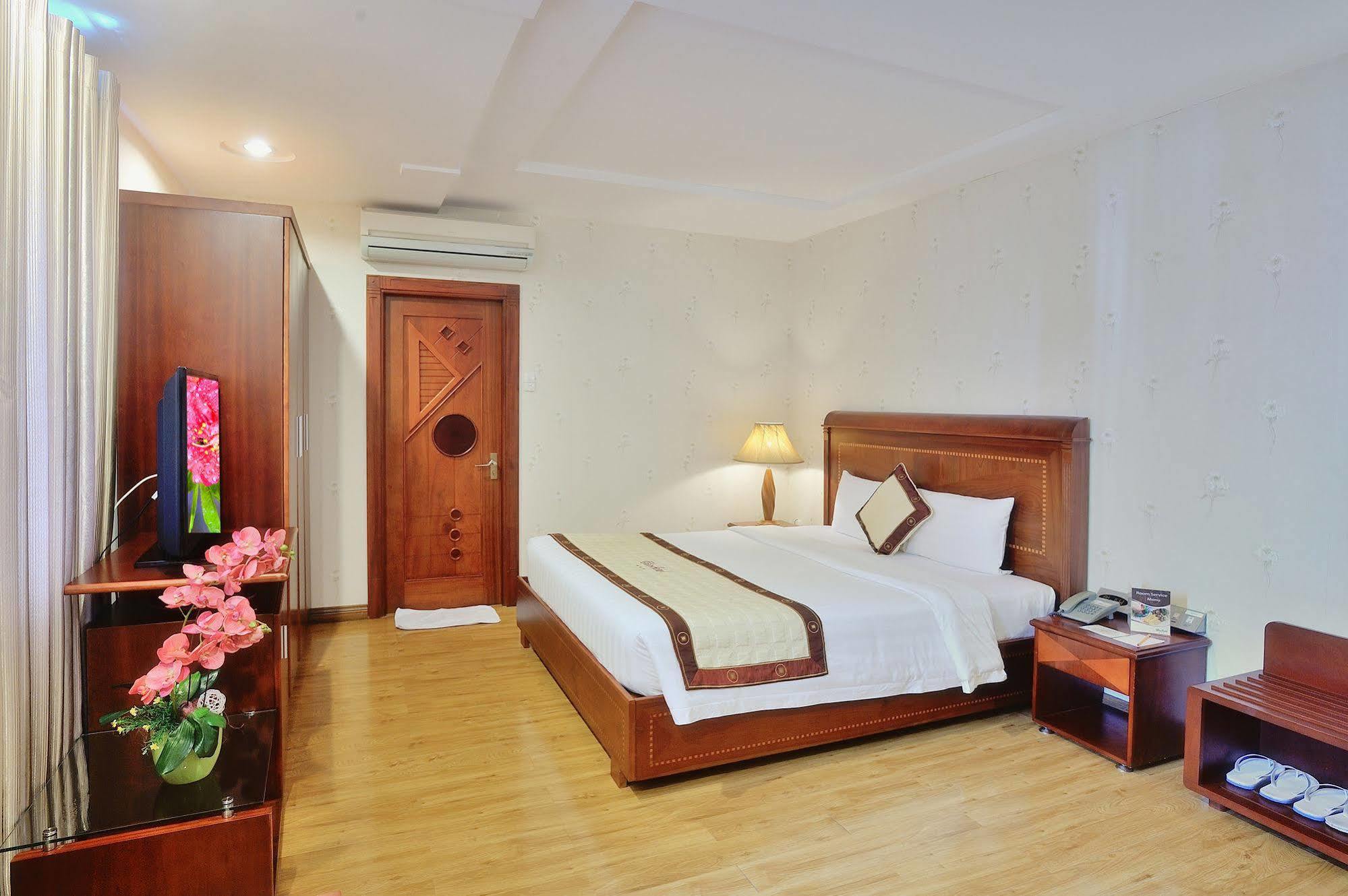 Elios Hotel Ho Chi Minh City Bagian luar foto