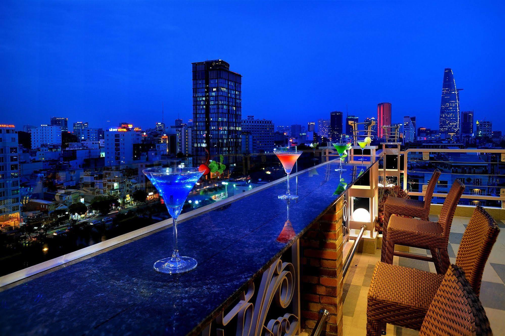 Elios Hotel Ho Chi Minh City Bagian luar foto