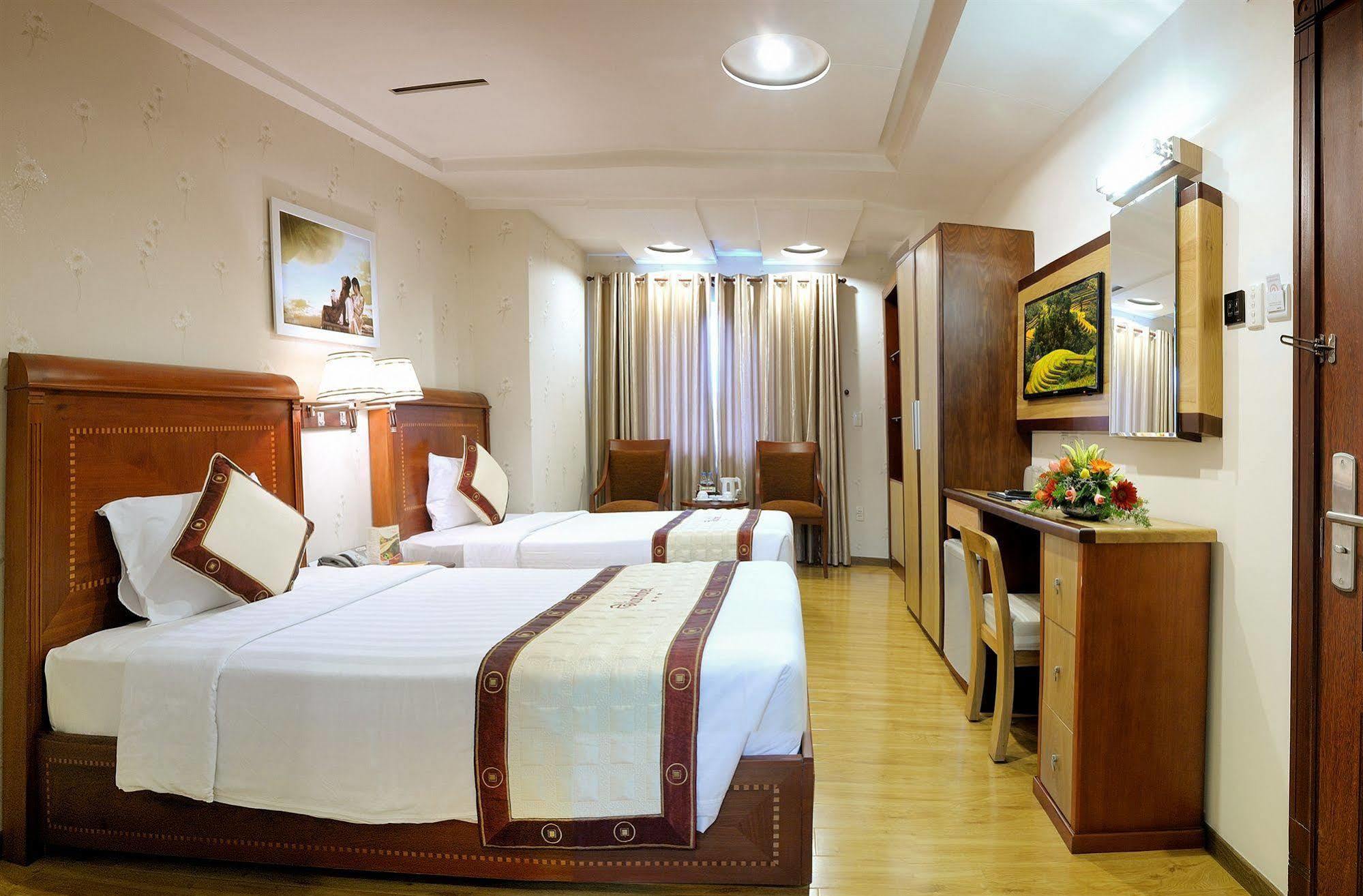 Elios Hotel Ho Chi Minh City Bagian luar foto