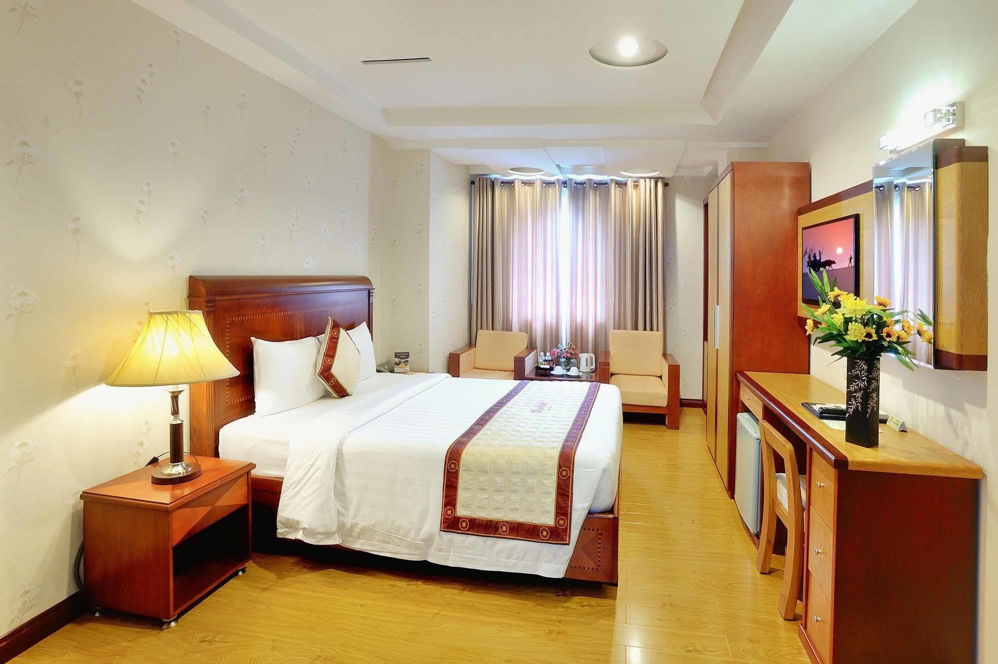 Elios Hotel Ho Chi Minh City Bagian luar foto